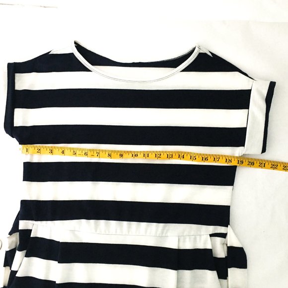 Palinda Striped Short Sleeve Pencil Dress w/ Belt (M) - Picture 5 of 16